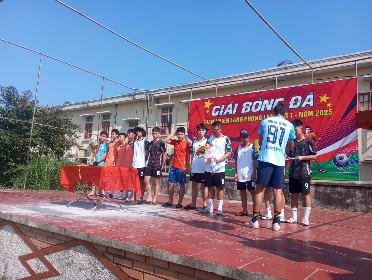 Khai mạc Giải bóng đá Thanh niên làng Phong Lẫm chào mừng kỷ niệm 80 năm cách mạng thángs 8 và Quốc khánh 2/9 (2/9/1945-2/9/2025
